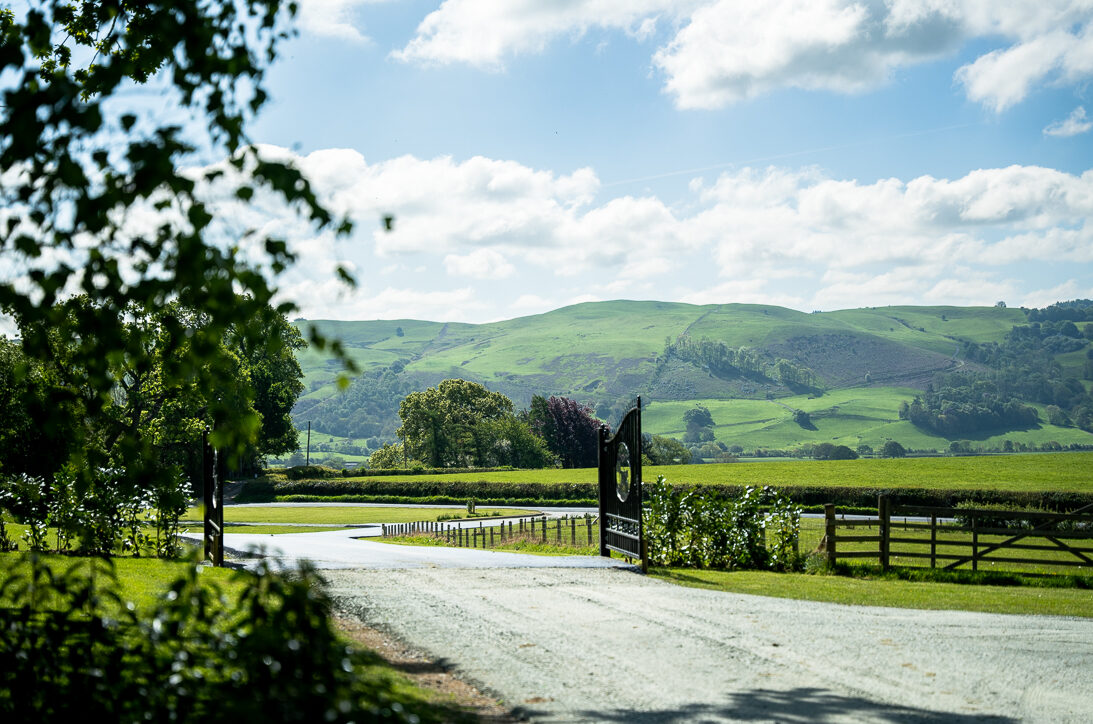 cwm-hafren-williams-leisure-entrance