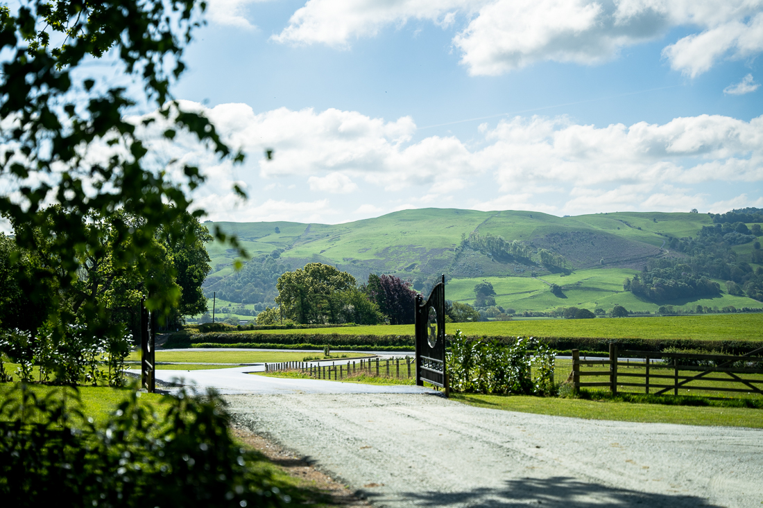 cwm-hafren-williams-leisure-entrance