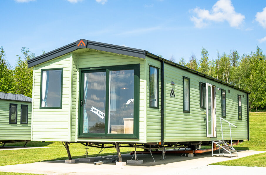 Atlas Debonair-10 Exterior